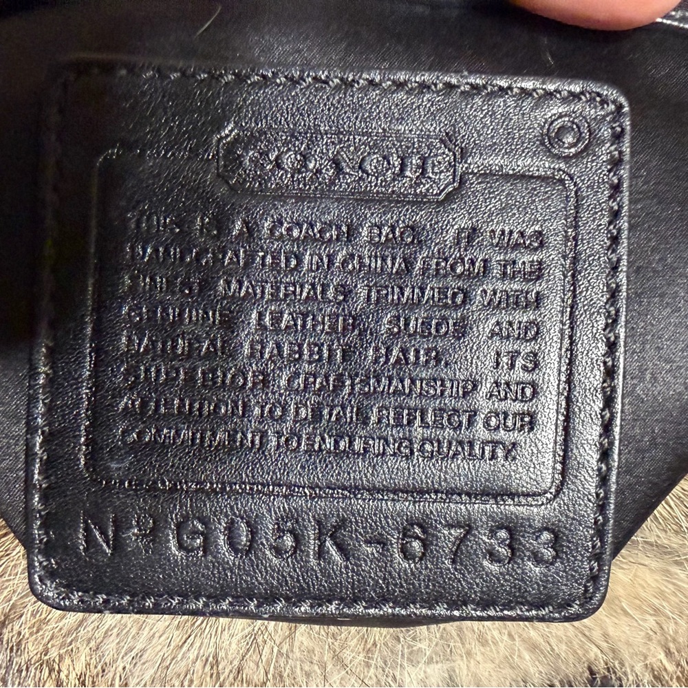 Vintage Coach Soho Quilted Rabbit Fur Hobo Y2K - Picture 4 of 15